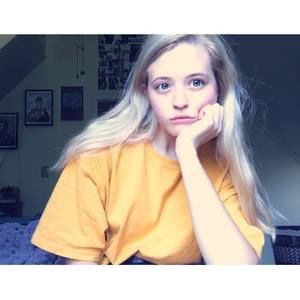 Meet your Posher, Alyssa